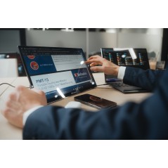 "Verbatim PMT-17 Portable Touchscreen - Ultimate On-the-Go Display for Effortless Connectivity"